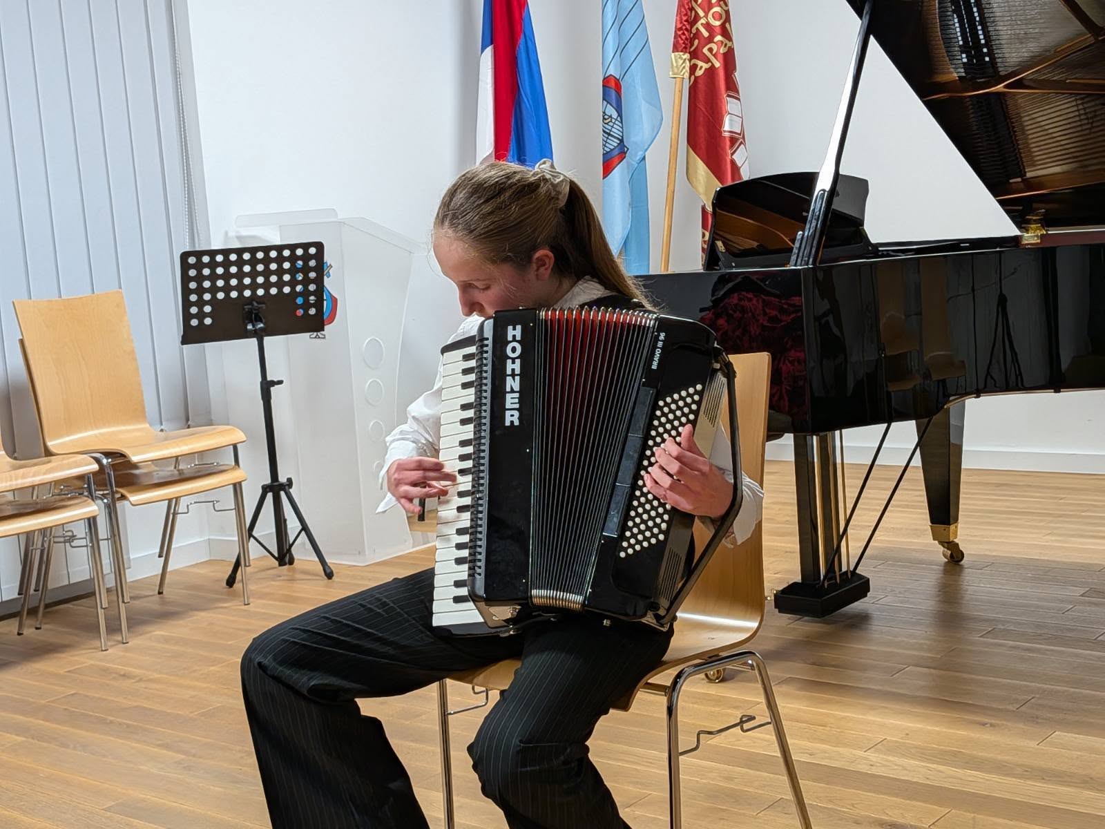 Image Alt